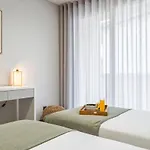 Casa Raposinhas Vi, *