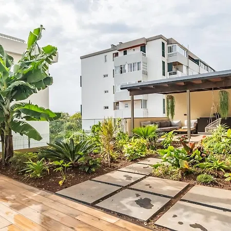 Casa Raposinhas Vi, * Фуншал