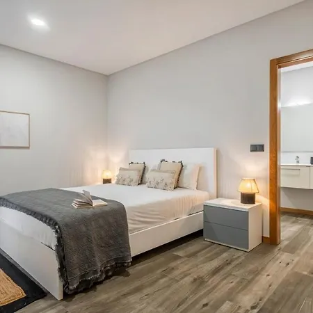 Casa Raposinhas Vi, Funchal (Madeira)