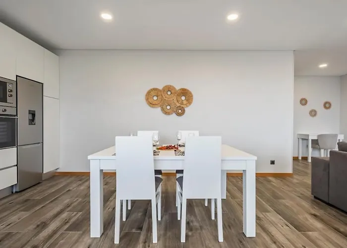 Casa Raposinhas Vi, Φουνκάλ