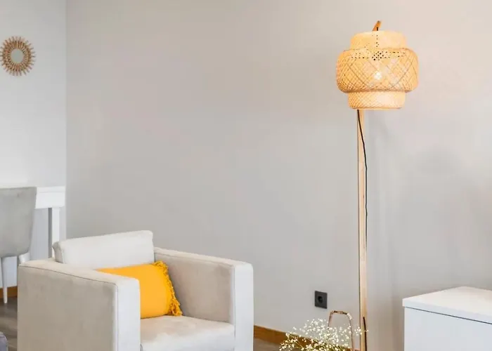 Casa Raposinhas Vi, *